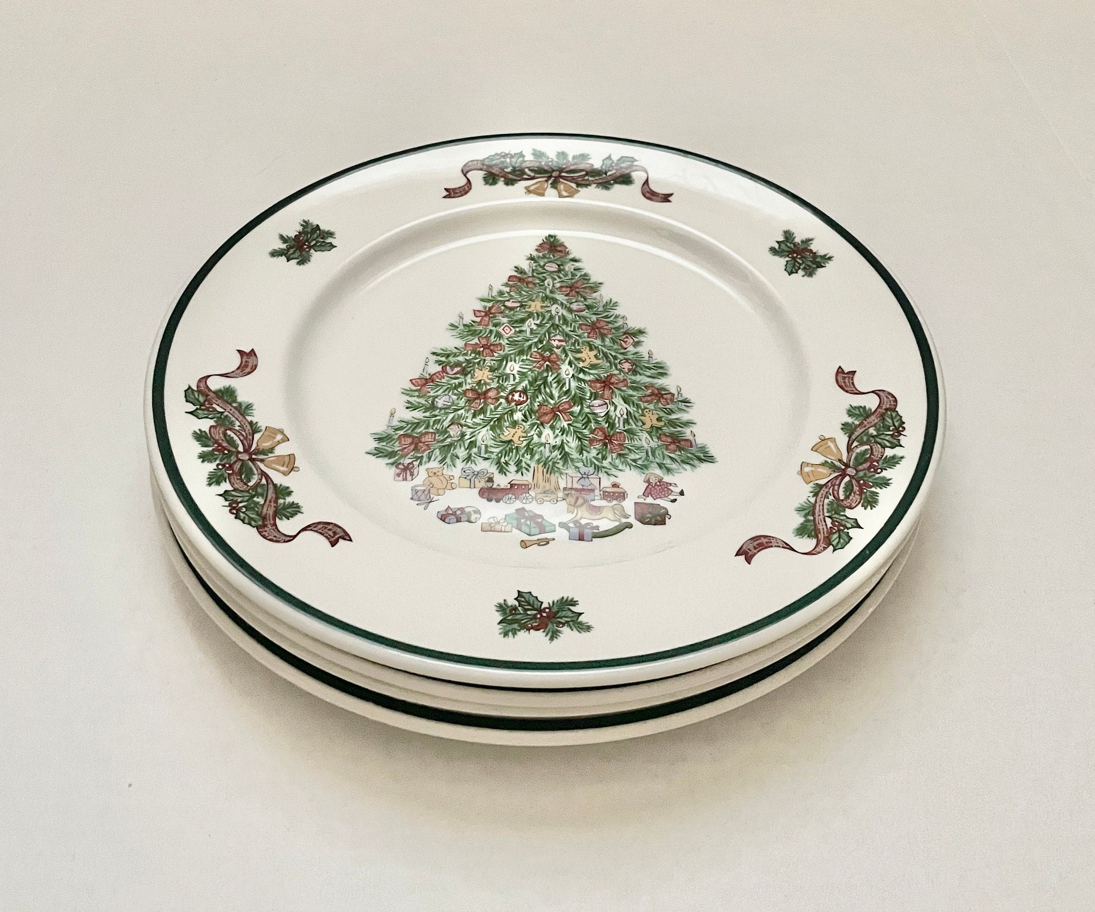 Johnson brothers victorian christmas hotsell