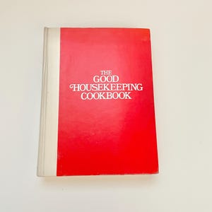 Vintage The Good Housekeeping Cook Book 1973