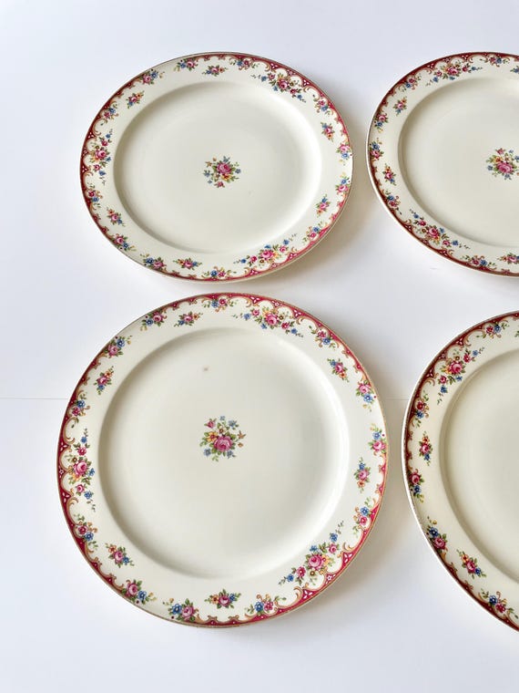Vintage Edwin Knowles China KNO382 Hostess Shape Dinner Plates Set