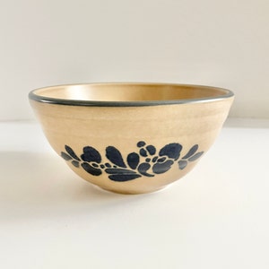 Vintage Pfaltzgraff Folk Art Small 6&quot; Mixing Bowl