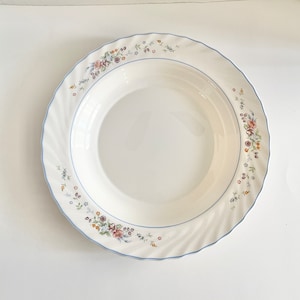 Vintage Arcopal France Victoria 12&quot; Pasta Serving Bowl
