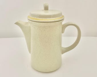 Cafetera vintage con tapa, modelo Hearthside Garden Festival.