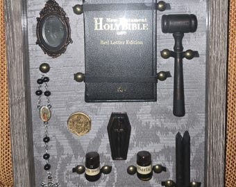 Vampire Slayer Hunter Kit Holy Bible,  Vampire. Shadow Box, Dracula Memorabilia, Crucifix, Rosary, Oddities  Curiosities, Goth Decor Buffy