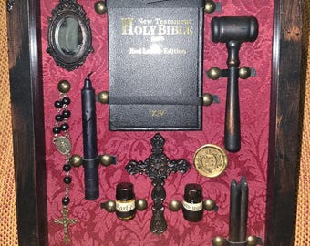 Vampire Slayer Hunter Kit Holy Bible,  Vampire. Shadow Box, Dracula Memorabilia, Crucifix, Rosary, Oddities  Curiosities, Goth Decor Buffy
