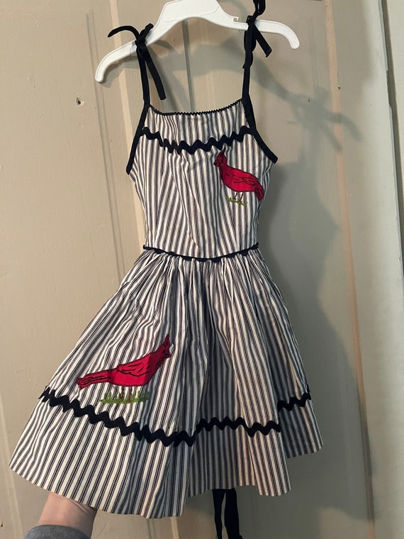 size 6 1950s vintage Gem