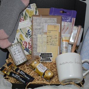 Blind date with a book box- Momma Bear Edition!