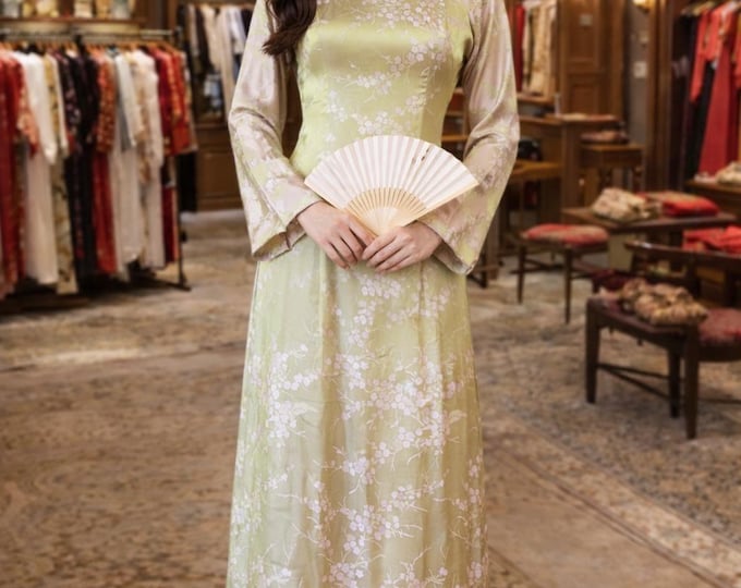Charming Handmade  Green Brocade Ao Dai, Ao Dai Viet Nam mau Xanh cao Cap, Áo Dài truyền thống việt nam cao cấp