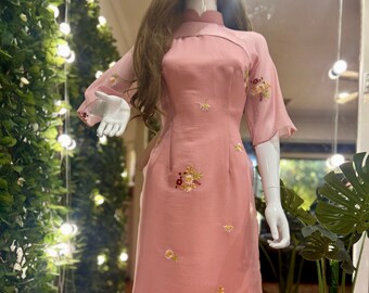 Embroidered Designed Beautiful Modernized Pink and Blue Ao Dai Ao Dai Cach Tan Thiet ke Dep Beautiful Hand-made Modernized Vietnamese Ao Dai