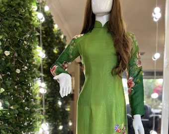 Beautiful Hand-Made Green Traditional Floral Vietnamese Ao Dai