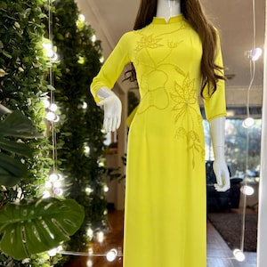 Luxe dubbele lagen gele Ao Dai voor dames met kralen Vietnamese traditionele Ao Dai, ao dai Viet Nam Cao Cap, o Dài Việt nam Cao Cấp