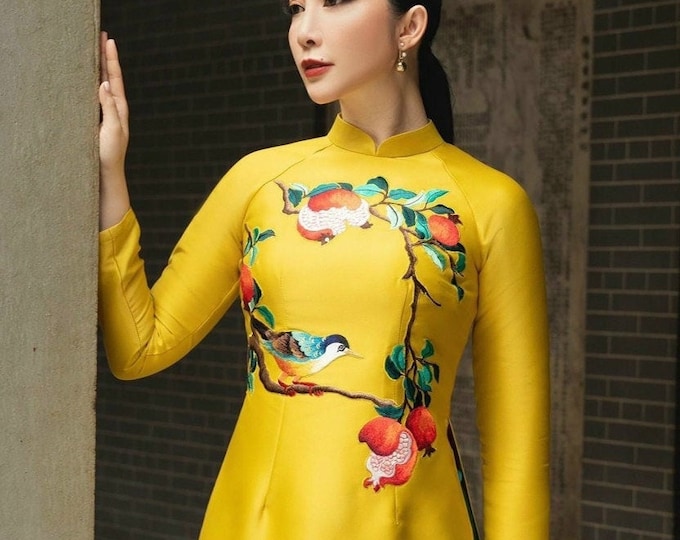 Beautiful Embroidered Gold Ao Dai