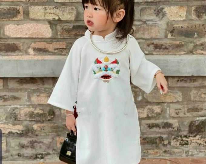 Beautiful White Vietnamese Ao Dai For Girls , Children's Ao Dai, Ao dai for Kids , Kid's Ao Dai, Girls' Ao Dai