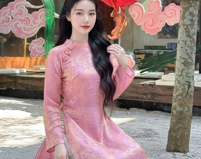 Modern Loose-Fitting Yellow/Pink/Teal Áo Dài with Golden Sheen Silk – Elegant & Timeless