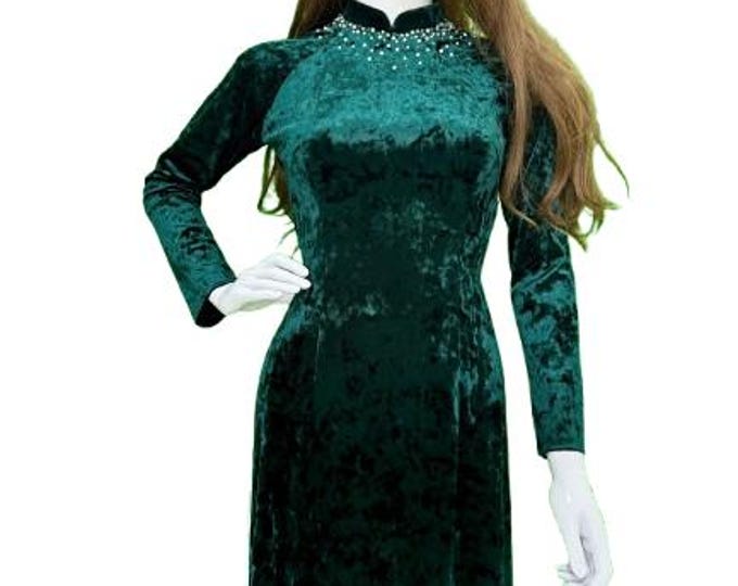 Velvet Green TRADITIONAL  Ao Dai Set Red Ao dai For Women,  Ao Dai for mother of Bride, Áo Dài Nhung