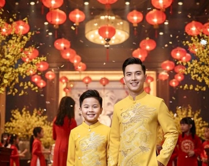 Yellow Oil Painting Dad and Son matching Vietnamese Ao Dai, Ao dai cho Bo va Con Trai Ve Son Dau