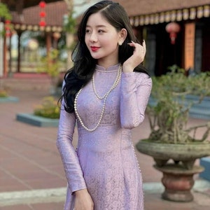 Charmant brocart violet fait main Ao Dai, casquette Ao Dai Viet Nam mau Xanh cao, o Dài truyền thống việt nam cao cấp image 3