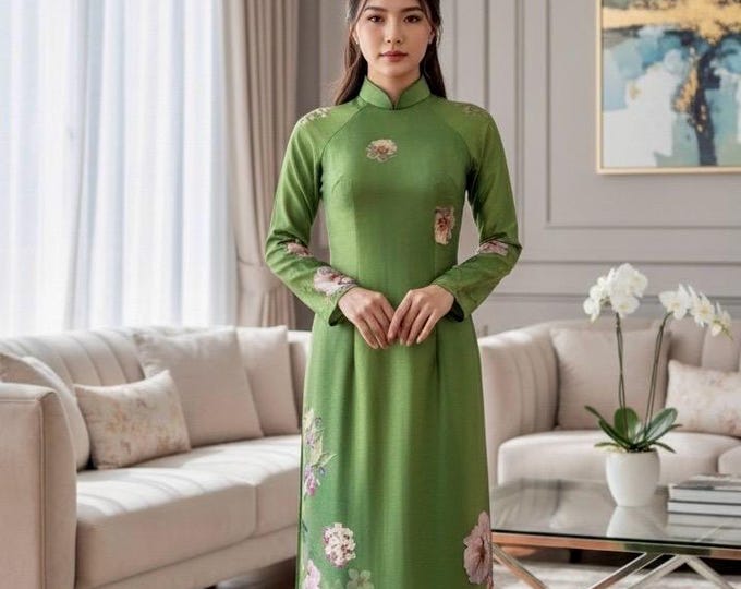 Beautiful Hand-Made Green Traditional Floral Vietnamese Ao Dai