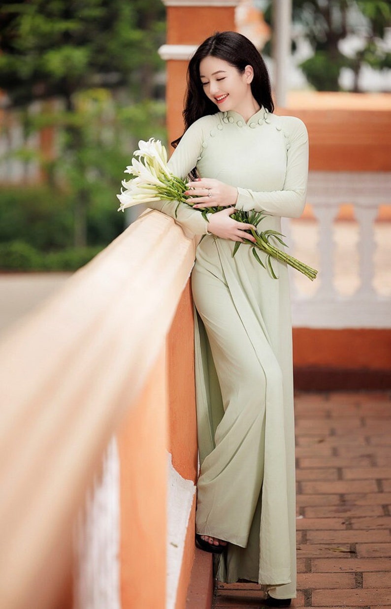 Handmade Long Double Layers Ao Dai, Ao Dai Viet Nam mau Xanh cao Cap, Áo Dài truyền thống việt nam cao cấp image 1