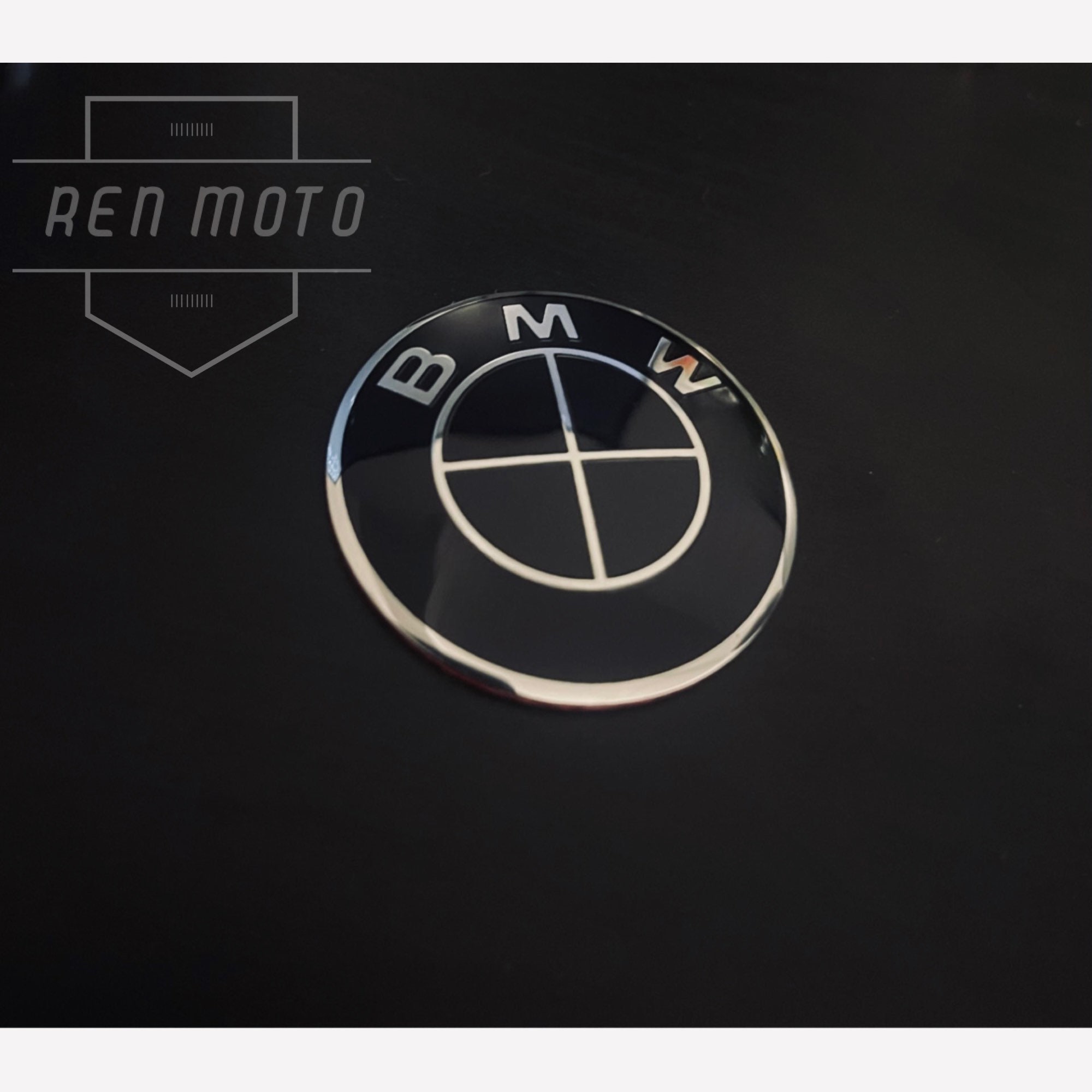 Black BMW Steering Wheel Badge (42mm)