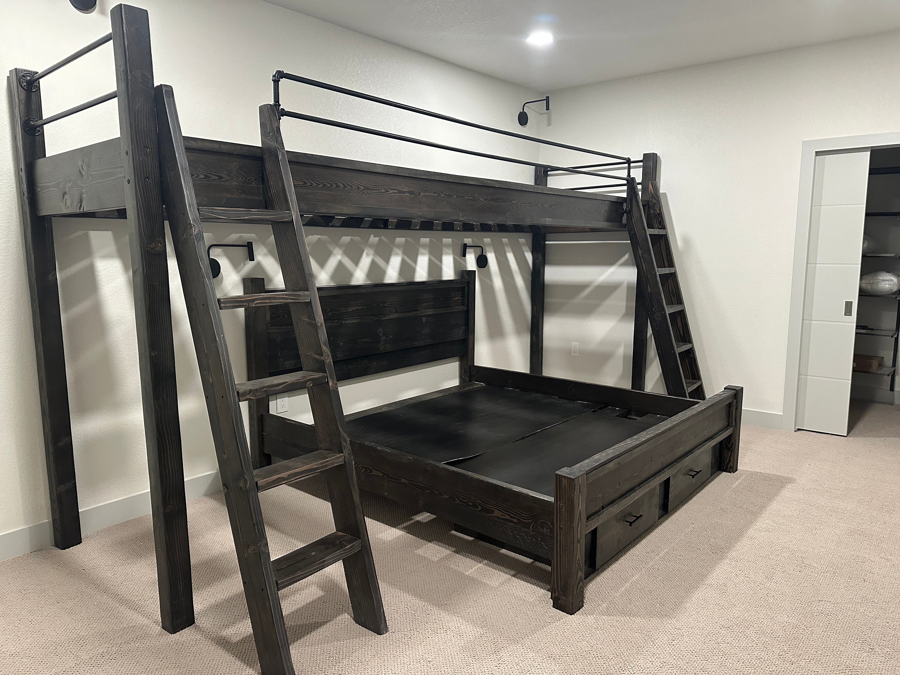 Adult Family Moab Triple Bunk