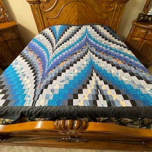 Machine pieced king Size Bargello quilt top#1- 22