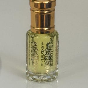CARAMEL VANILLA  Sweet Gourmet Perfume Oil/attar by Aroma Galleria