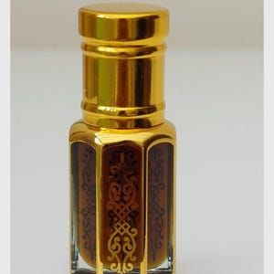 ROYAL COMBODIAN  OUD, High Grade  concentrated Perfume oil/ Attar for Oud Lover.