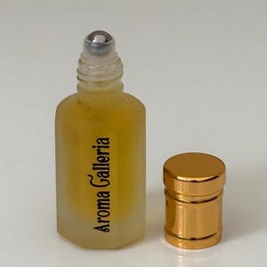 SANDALWOOD Perfum Oil - Woody, Soft & Concentrated Sandalwood Fragrance/High Grade 12 Millilitres