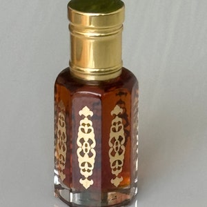 CLASSIC Aged INDONESIAN PATCHOULI Concentrated  Perfume Oil / Fragrance / Alternative oil / Attar