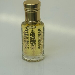 DARK  CHERRY  Leathery/Smokey  oil /Aattor /Perfume oil