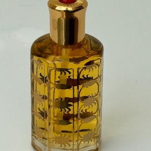MOROCCAN OUDH   Fruity Oud/ Sweet  fruity  oud/Perfume oil /Attar/ Superior Quality /concentrated/ long-lasting