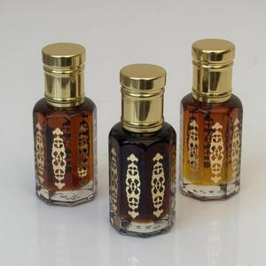 12ml CHOICES OF MUKHALLAT/ Arabian Blended Perfume Oil / Attar