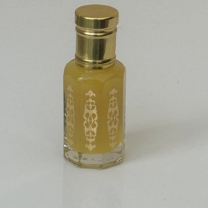 MUSK TAHARA  VANILLA / Luxurious Perfume Oil/Attar Oil | Alcohol-Free Arabian Musk