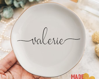 Personalized Name Dish, Bridesmaid Gifts, Engagement Ring Dish, Gift for Her, Housewarming Gift, Bridal Shower Gift, Custom Name Gift