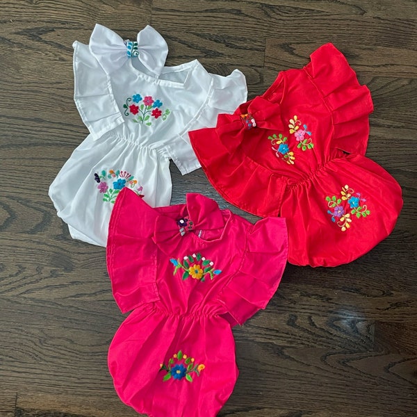 Embroidered baby romper | cumbre pañales bordados | Mexican baby outfit | ropa artesana mexicana para bebé | baby embroidered coverall