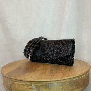 Chiseled Leather Clutch | Cartera Cincelado Vaqueta | Bolsa de Vaqueta | Hand Tooled Leather Purse | Western Purse | Shoulder Cross Body |