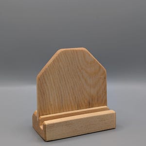 Beezer's Trading Card Display Stand Pine - Natural
