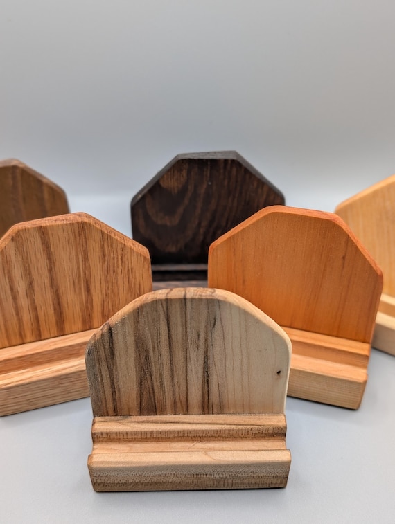 Beezer's Trading Card Display Stand