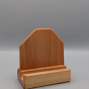 Beezer's Trading Card Display Stand Red Cedar