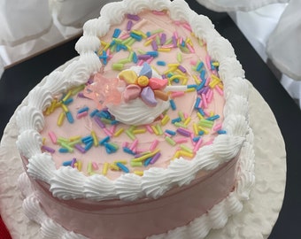 Boîte à bijoux pour faux gâteau rose pastel et paillettes pastel