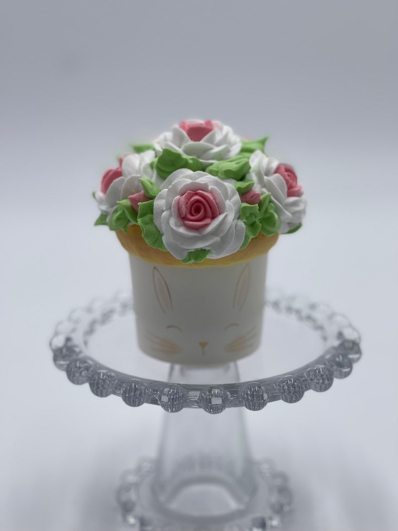 Faux Bunny Rose Jumbo Cupcake Container image 1