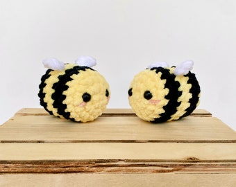 Crochet Mini Bee Plush, Crochet Animal, Crochet Stuffed Animal, Bumblebee Plush, Bee Plush, Crochet plush, Jumbo Bee, Handmade Plushies