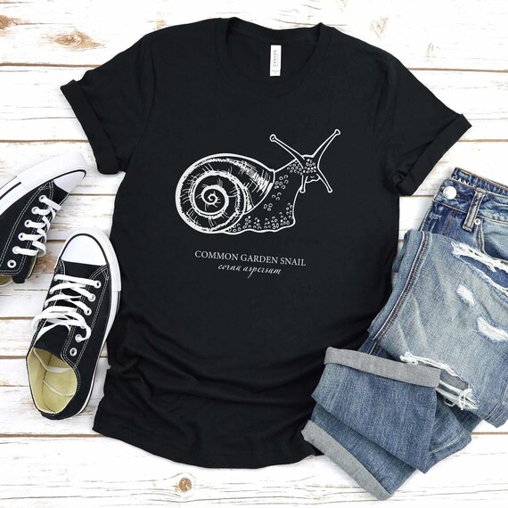 Garden Snail T-shirt, Cottagecore Garden Shirt, Unique Gardener Gift, Gardening Clothing, Botanical Design Graphic Tee, Nature Lover Tshirt