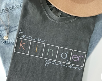 Chemise couleurs confort équipe maternelle, chemise équipe maternelle, chemise science de la lecture, chemises de rentrée pour enseignants, équipe maternelle