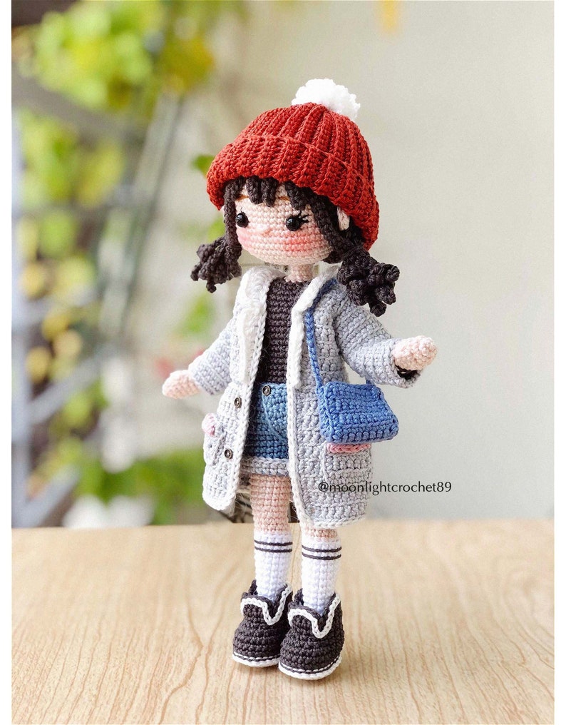 Crochet Doll Pattern, Linda doll, Amigurumi Doll Pattern, PDF in English, French, Spanish. image 4