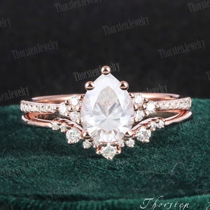 Vintage Pear Moissanite Engagement Ring Sets Promise Ring 14K 18K Rose Gold Diamond Bridal Sets Half Eternity Band Anniversary Gifts Women