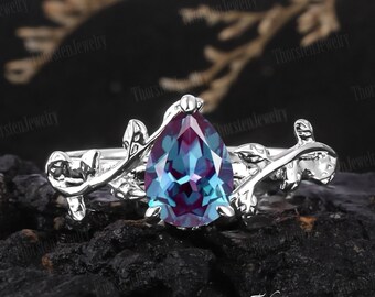 Pear Alexandrite Engagement Ring Leaf Nature Inspired Ring White Gold Art Deco Ring Colour Changing Stone For Women Handmade Jewelry Gifts