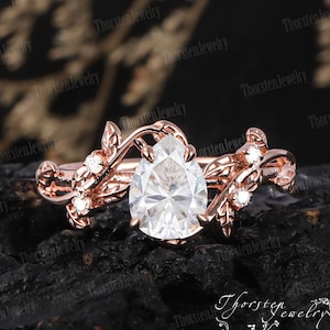 Vintage Pear Moissanite Engagement Ring 14K 18K Rose Gold  Promise Ring Leaf Ring Diamond Bridal Wedding Ring Anniversary Gifts For Women