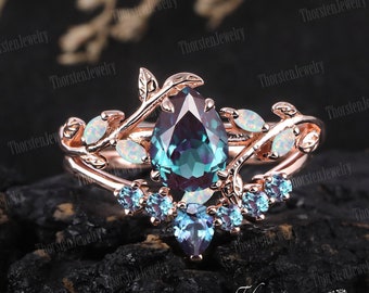 Art Deco Ring Pear Alexandrite Engagement Ring Rose gold Bridal Sets Vintage Leaf Promise Ring Nature Inspired Cluster Ring Women Jewelry