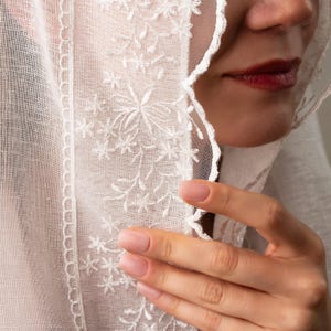 Ivory Linen Veil, Catholic Veil for Mass, Cathedral Veil, Bridal Veil Short, Mantilla Veil, Church Veil, Orthodox Christian Veil image 9